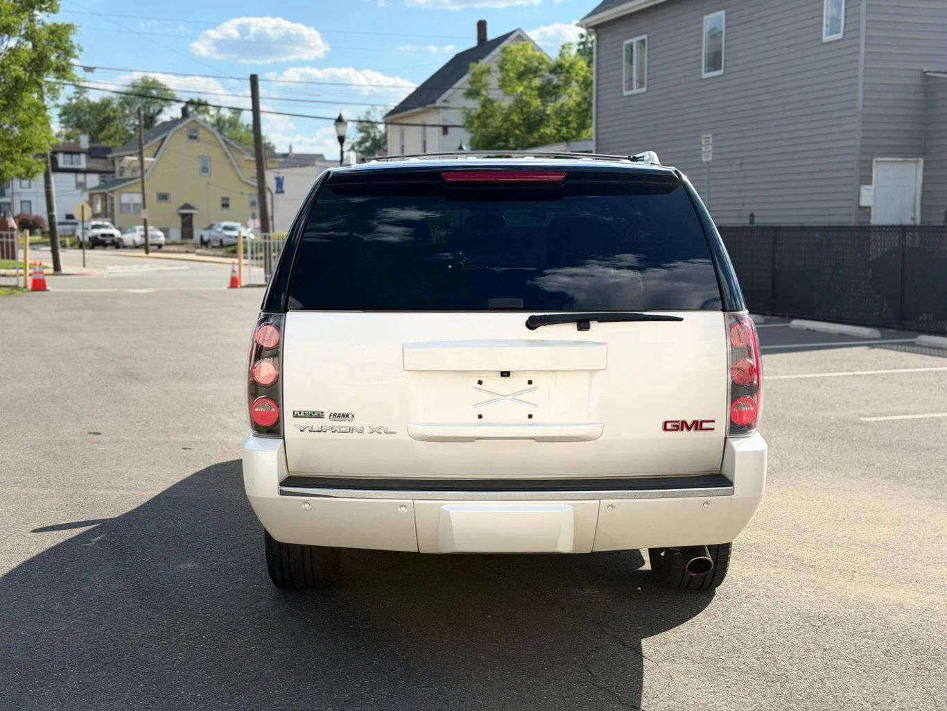 gmc yukon xl 2012 1GKS2MEF2CR217383 image gmc yukon xl 2012 1GKS2MEF2CR217383 image
